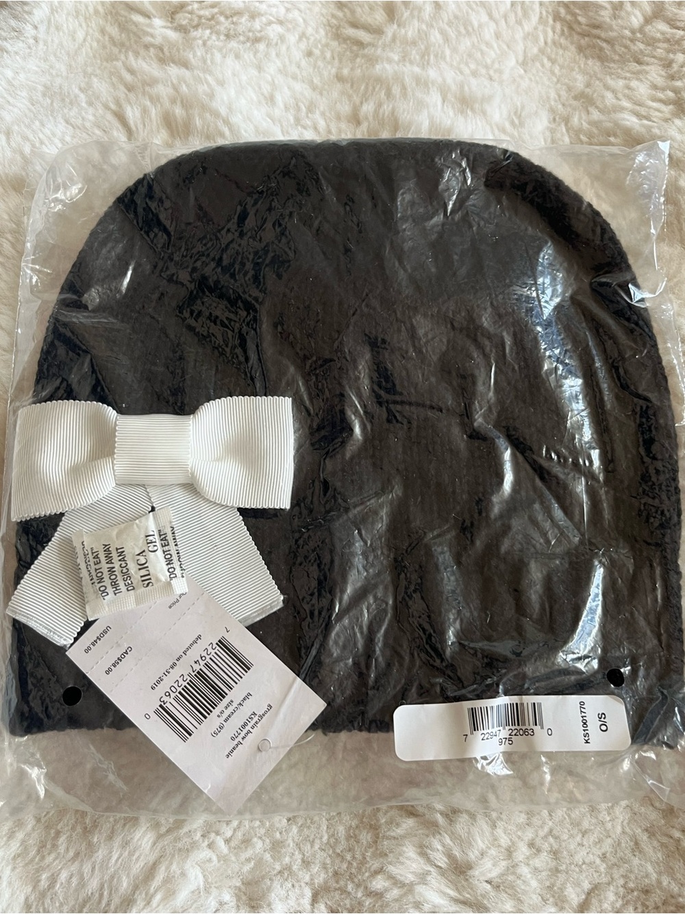 Kate Spade New York Grosgrain Bow Beanie Black/Cream Bow NWT Black Knit 2019